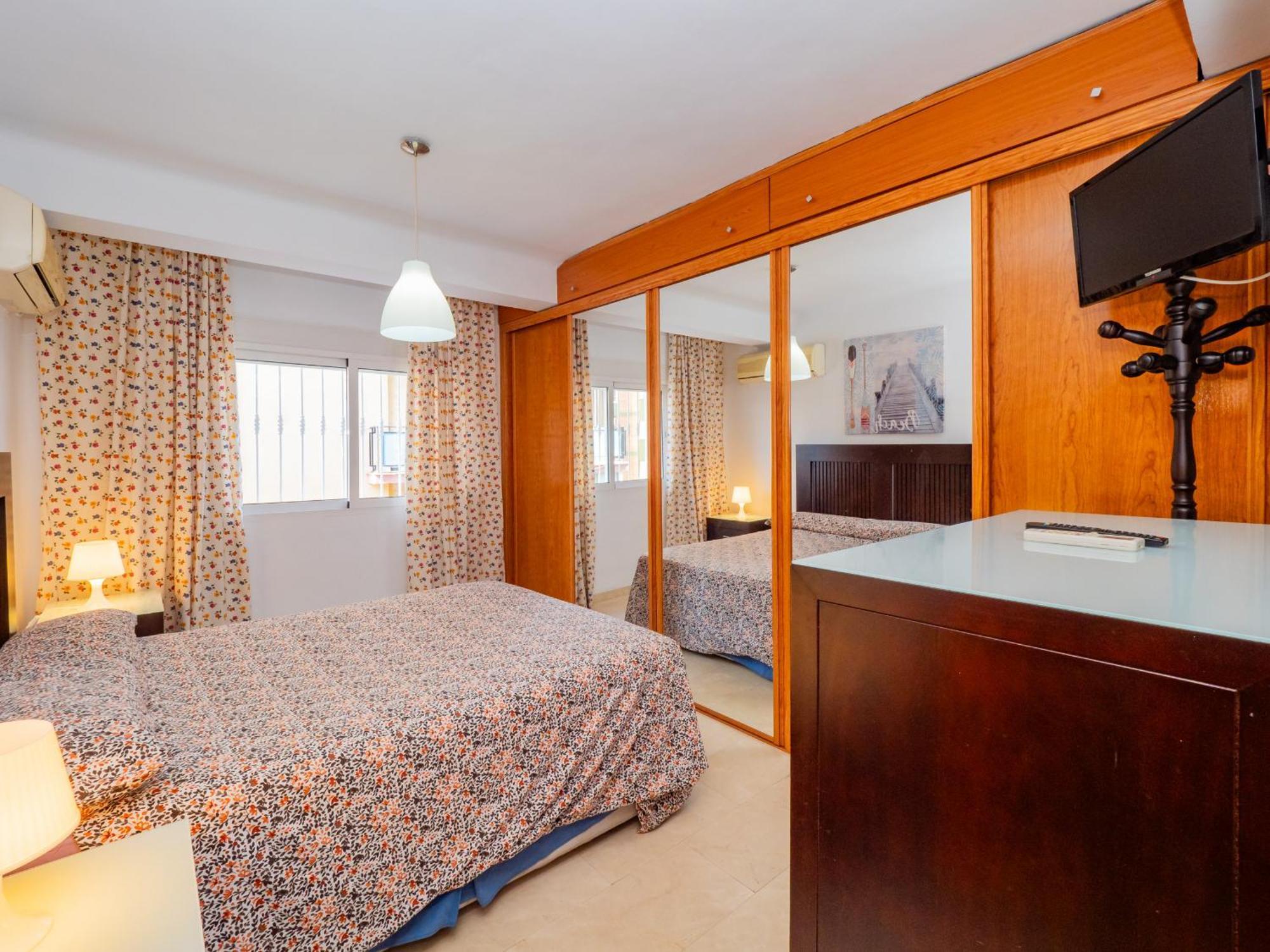 Cubo's Tejares Apartment
